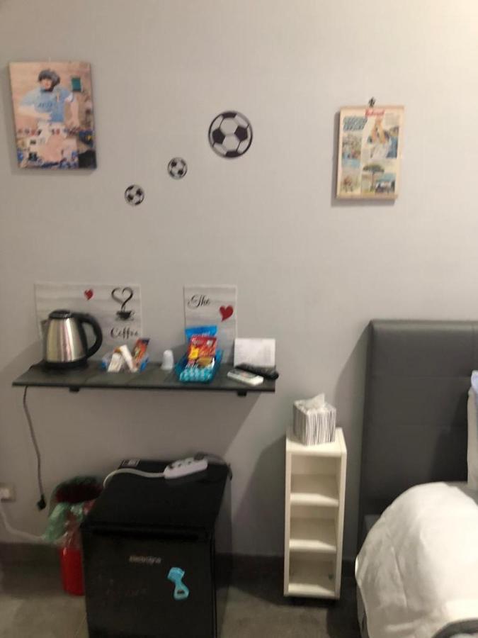 B&B Michela Napoli Bagian luar foto