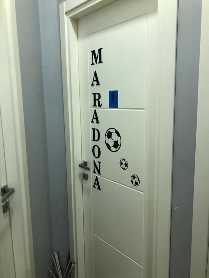 B&B Michela Napoli Bagian luar foto